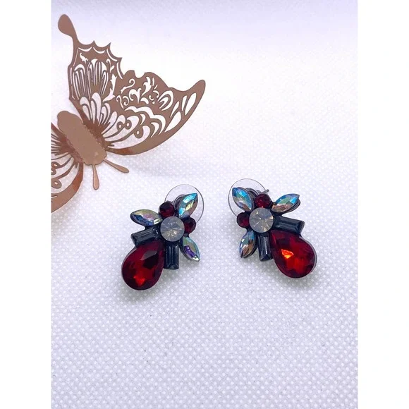 Imitation Red Ruby Rhinestone Cubic Zirconia CZ Post Earrings Set - Picture 2 of 7